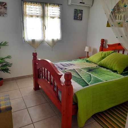 Villa Les Flamboyants Bareto Exterior foto